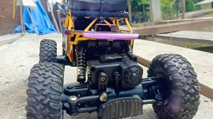 chassis RC terbaik servo mobil RC 